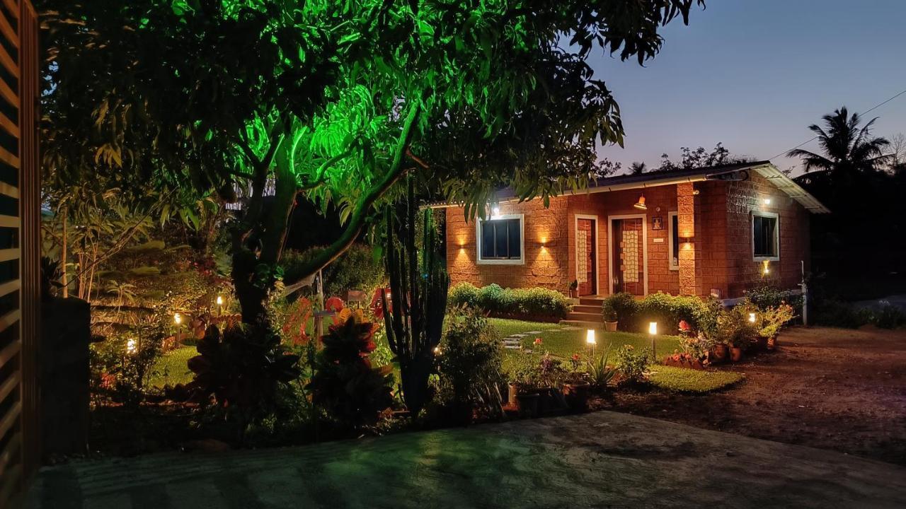 The Royal Ascot Holiday Home Алибаг Екстериор снимка